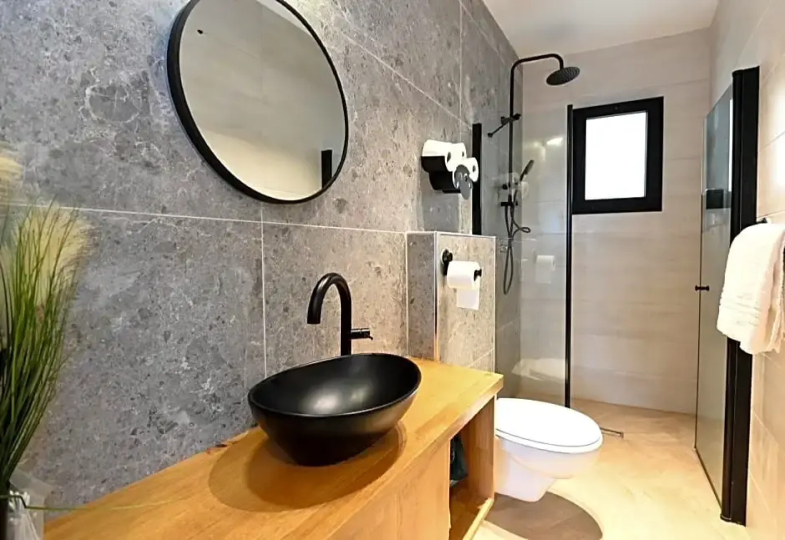 Anil's house - מתחם צימרים עם בריכה מקורה ומחוממת Zimmer with heated swimming pool