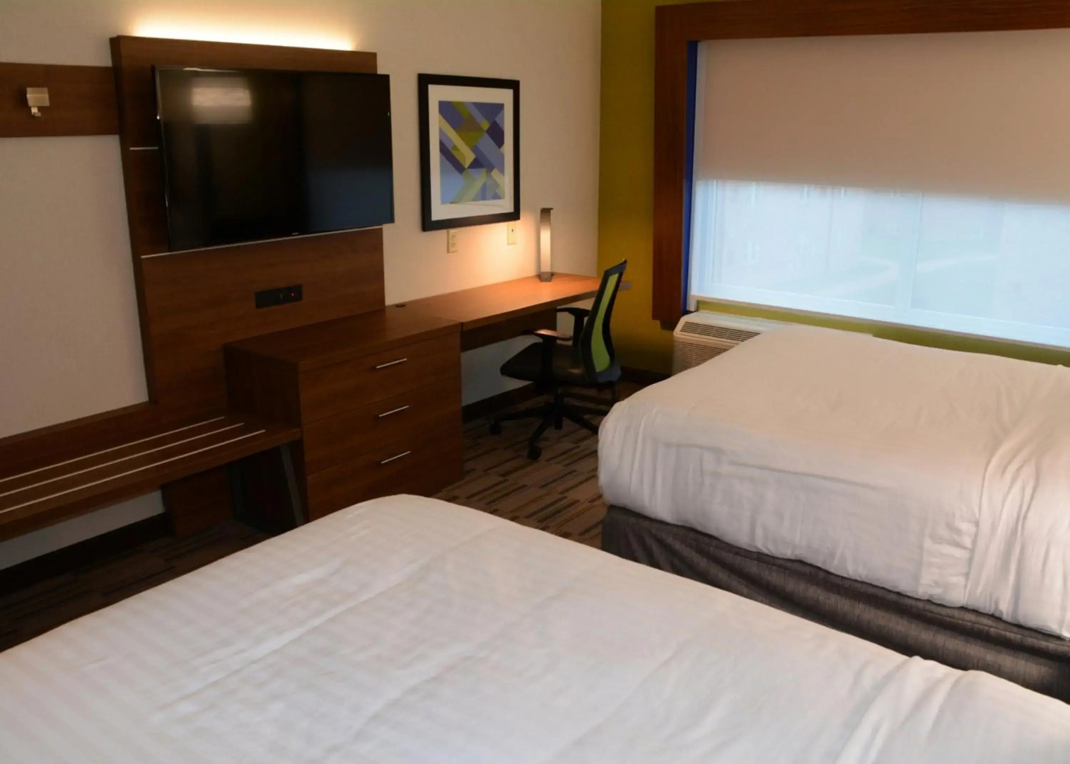 Holiday Inn Express & Suites Pittsburgh - Monroeville by IHG