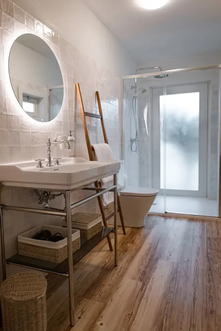 Imago Houses 1 - by MET