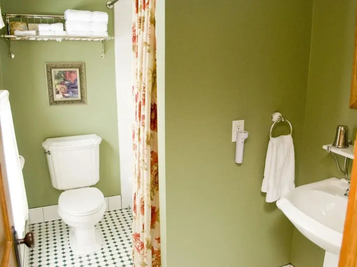 The Historic Elk Mountain Hotel