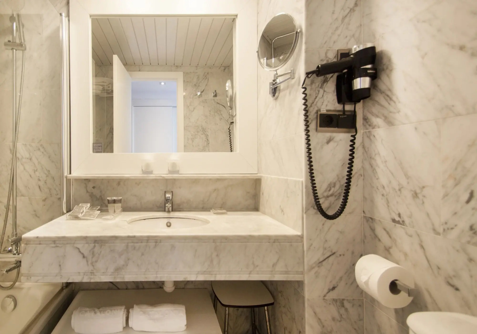 Catalonia Del Mar - Adults Only