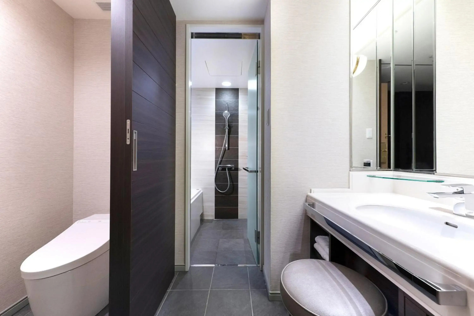 Hotel Granvia Okayama