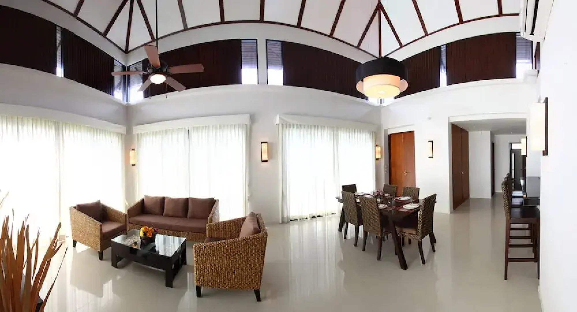 The Oriental Beach Pool Villa & Village