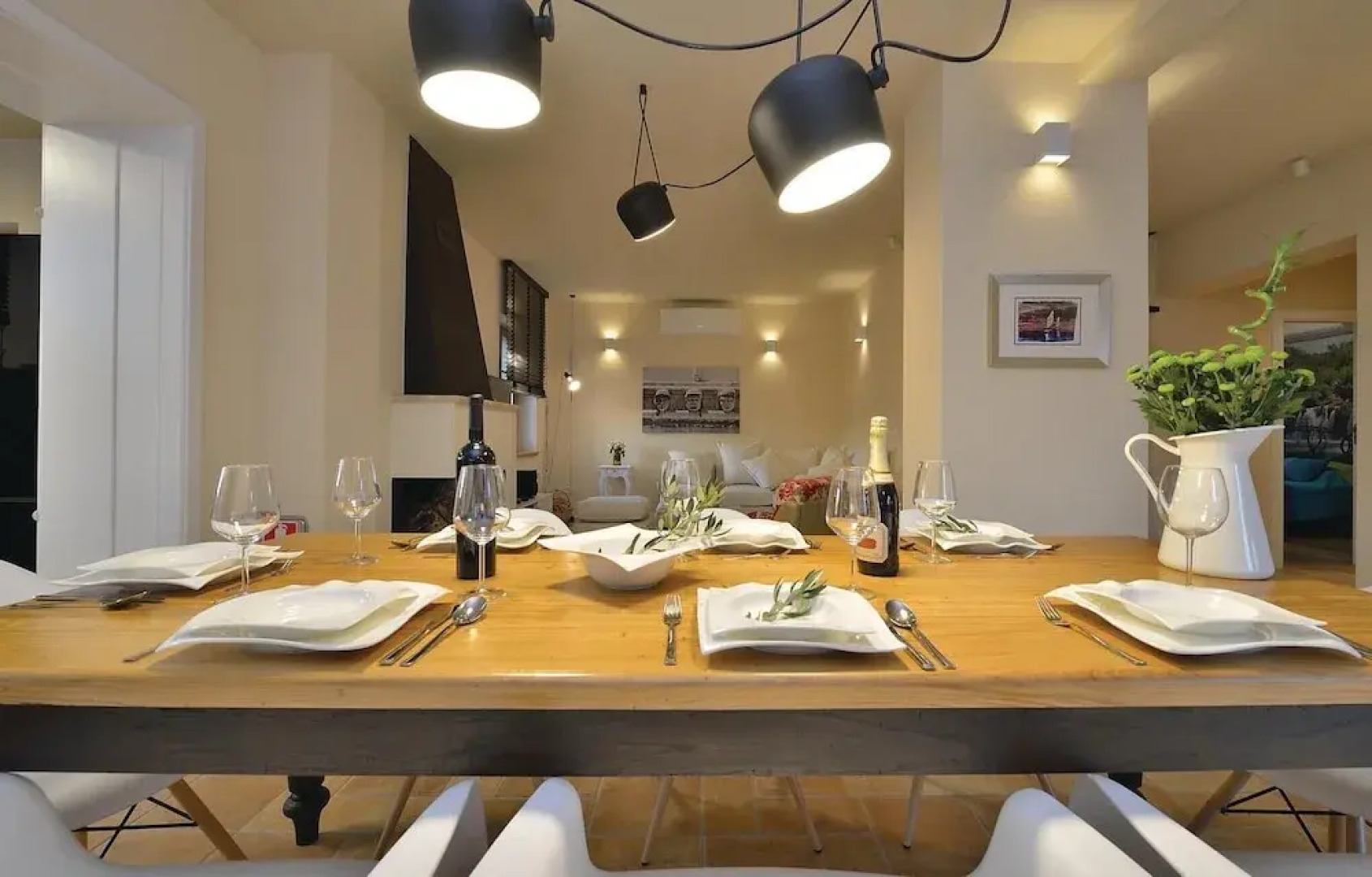 Amazing Home in Jadrija with Hot Tub, Sauna & 4 Bedrooms