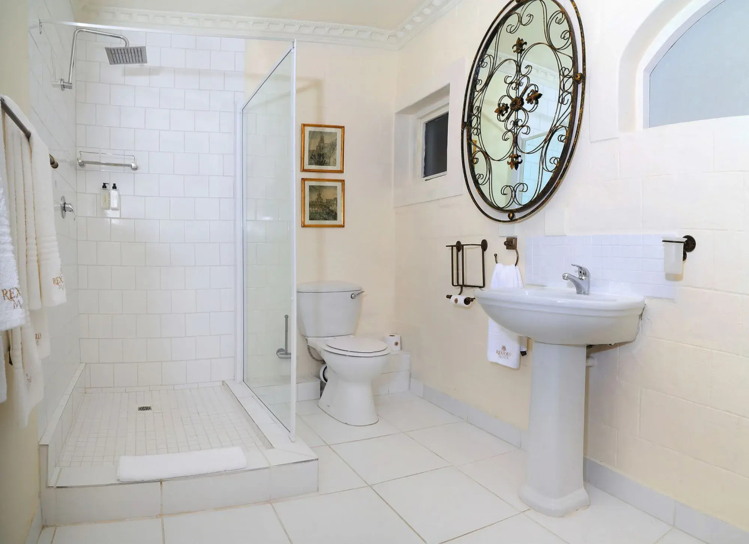 Rexford Manor Guesthouse