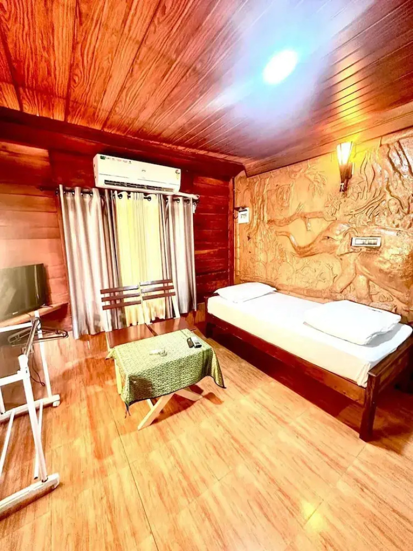 Pugmarks Jungle Resort