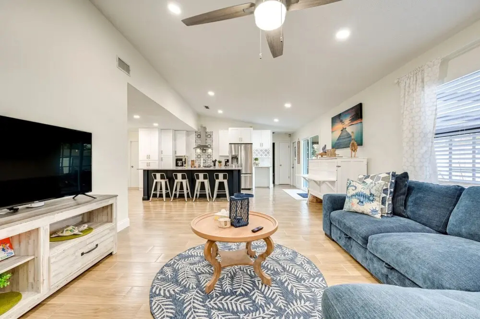 Port Richey Home w/ Pool, Near Beach Park!