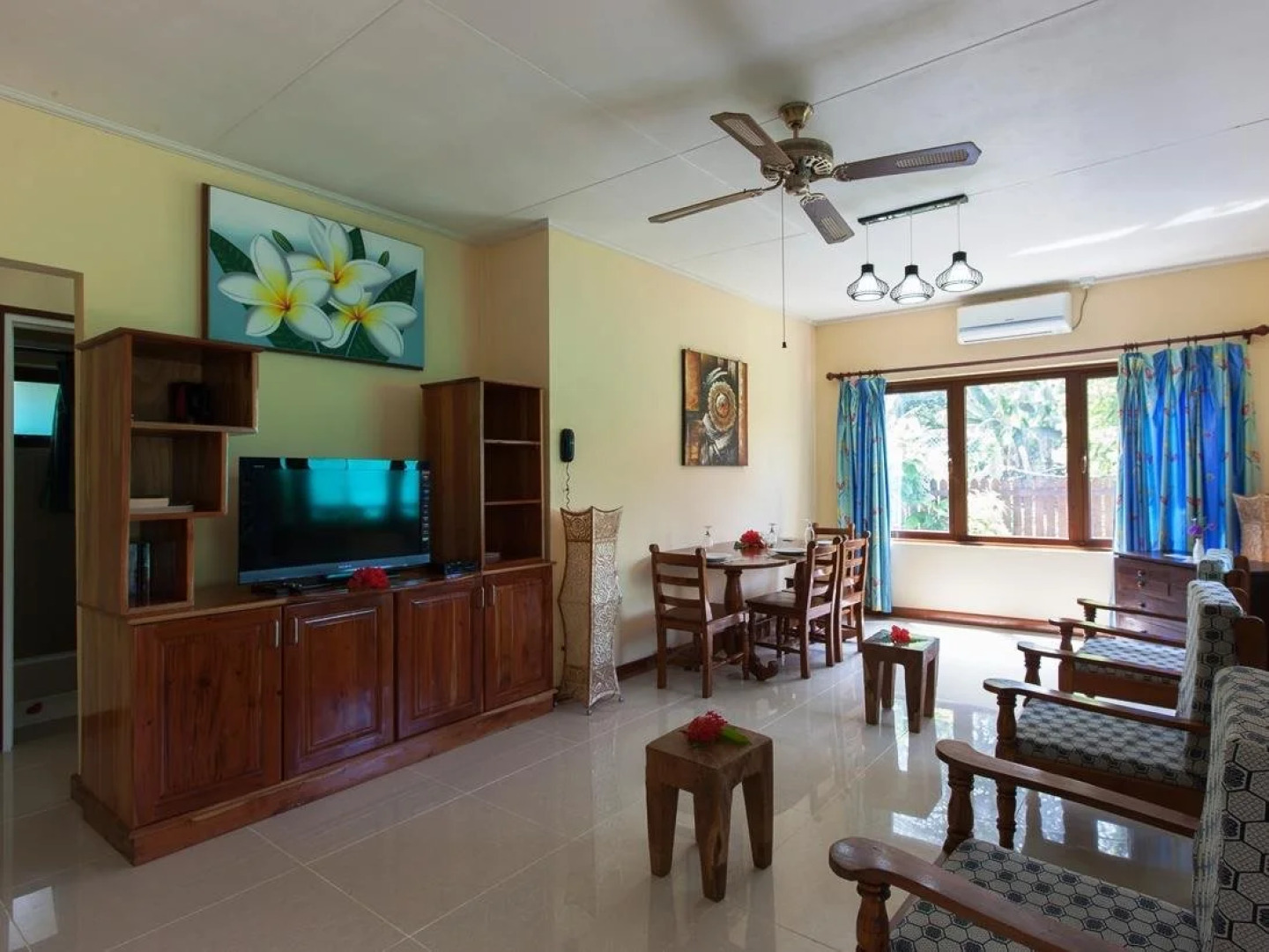 Le Relax Self-Catering