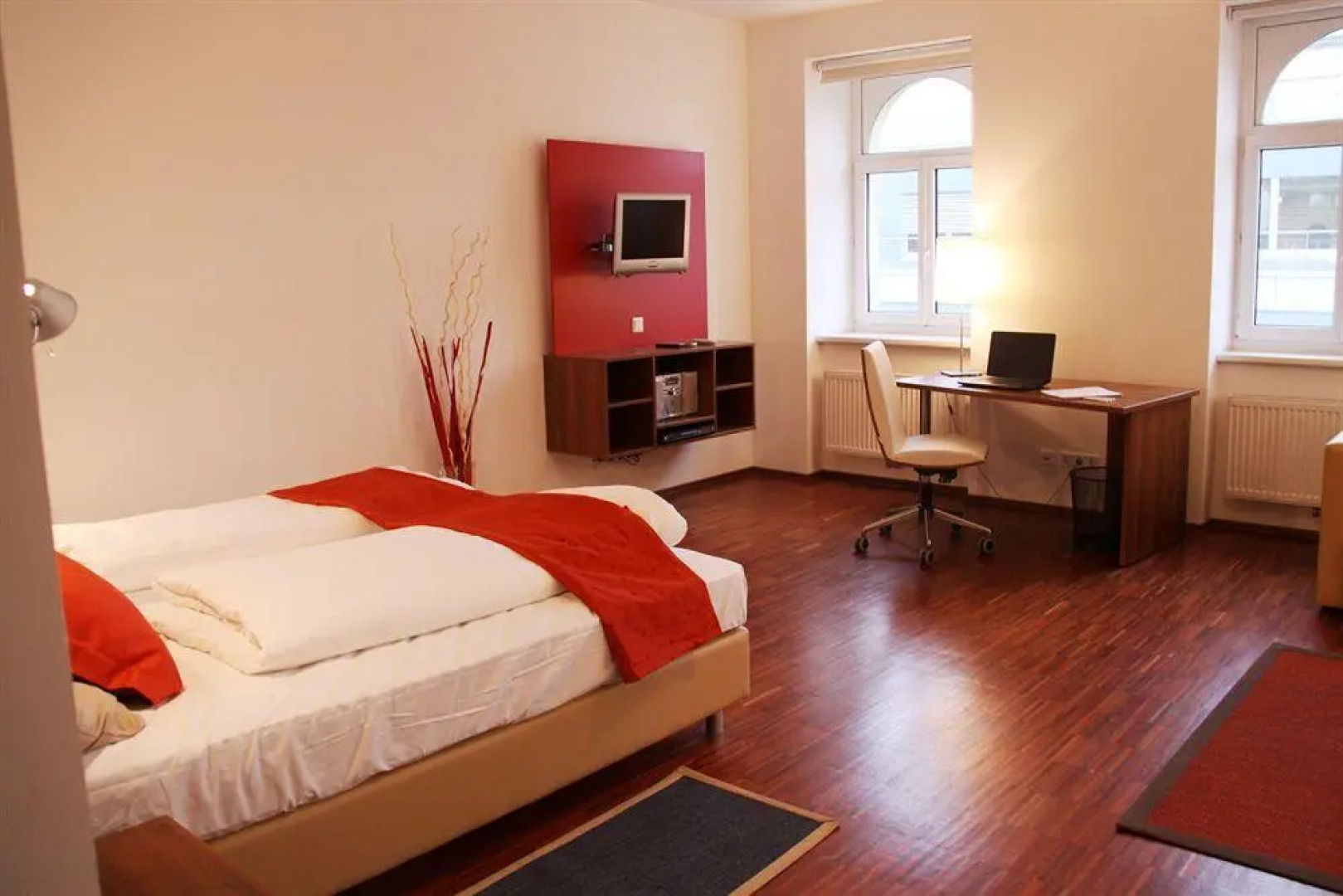 Modern City Apartment Near Central Park