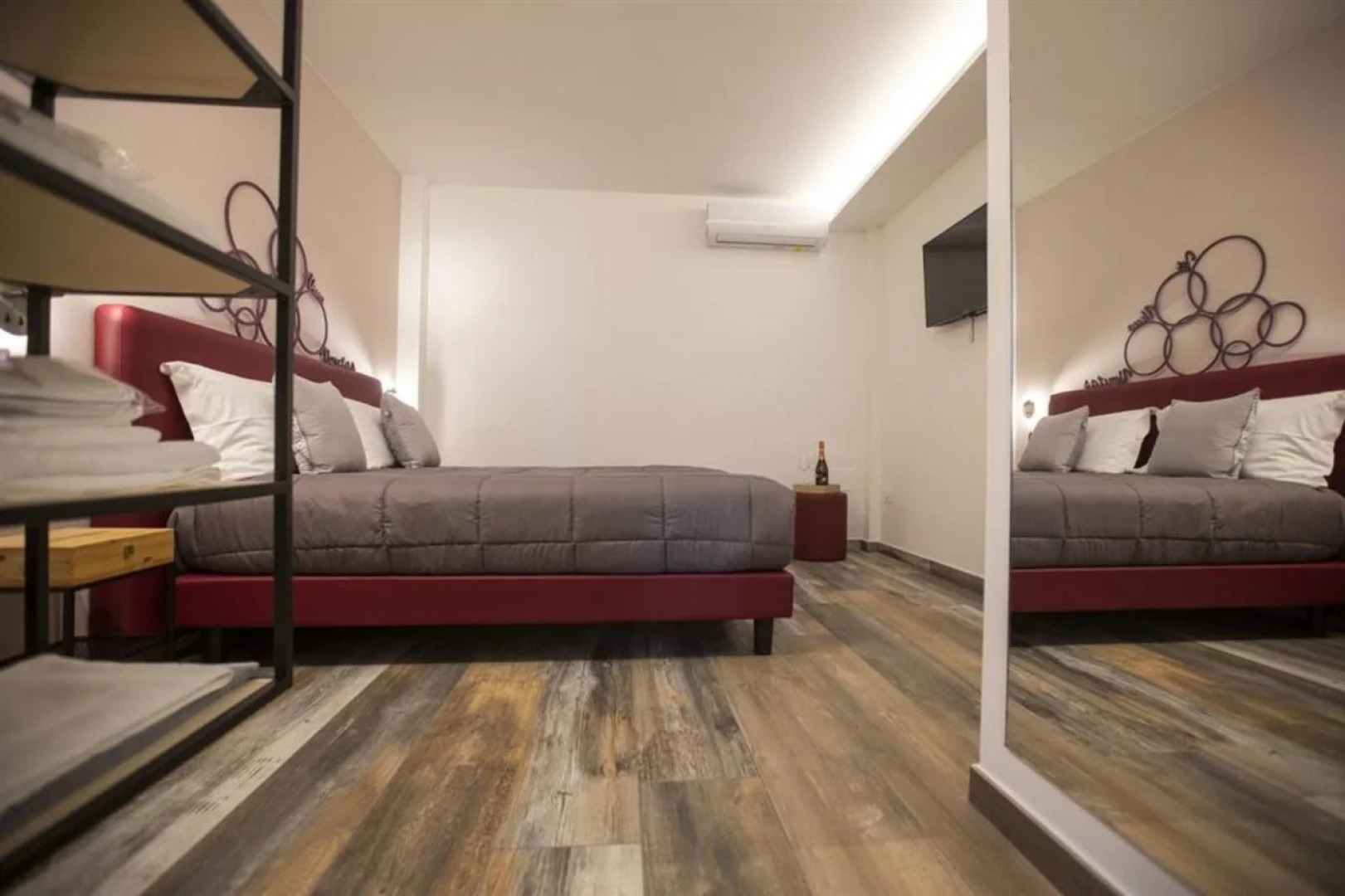 Vesuvio Inn Bed & Wine Experience