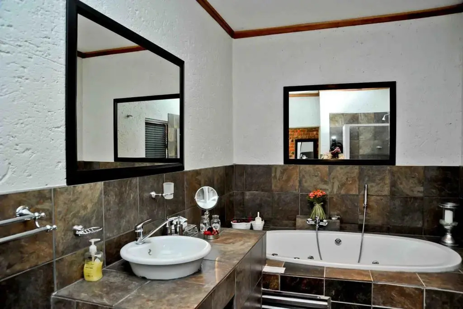 Almar Exclusive Game Ranch