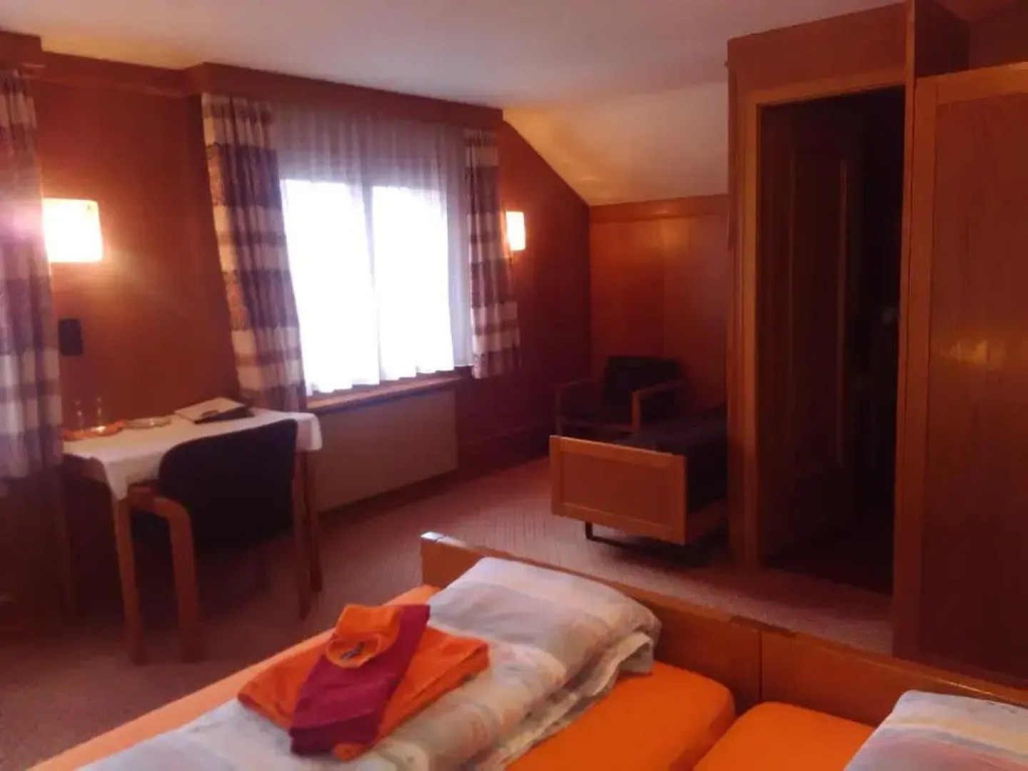 Heidi-Guesthouse-Amden Sternen