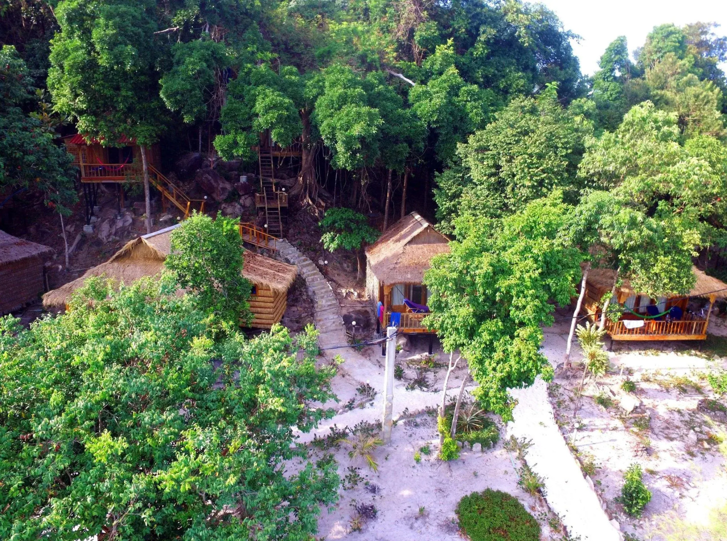 White Beach Bungalows