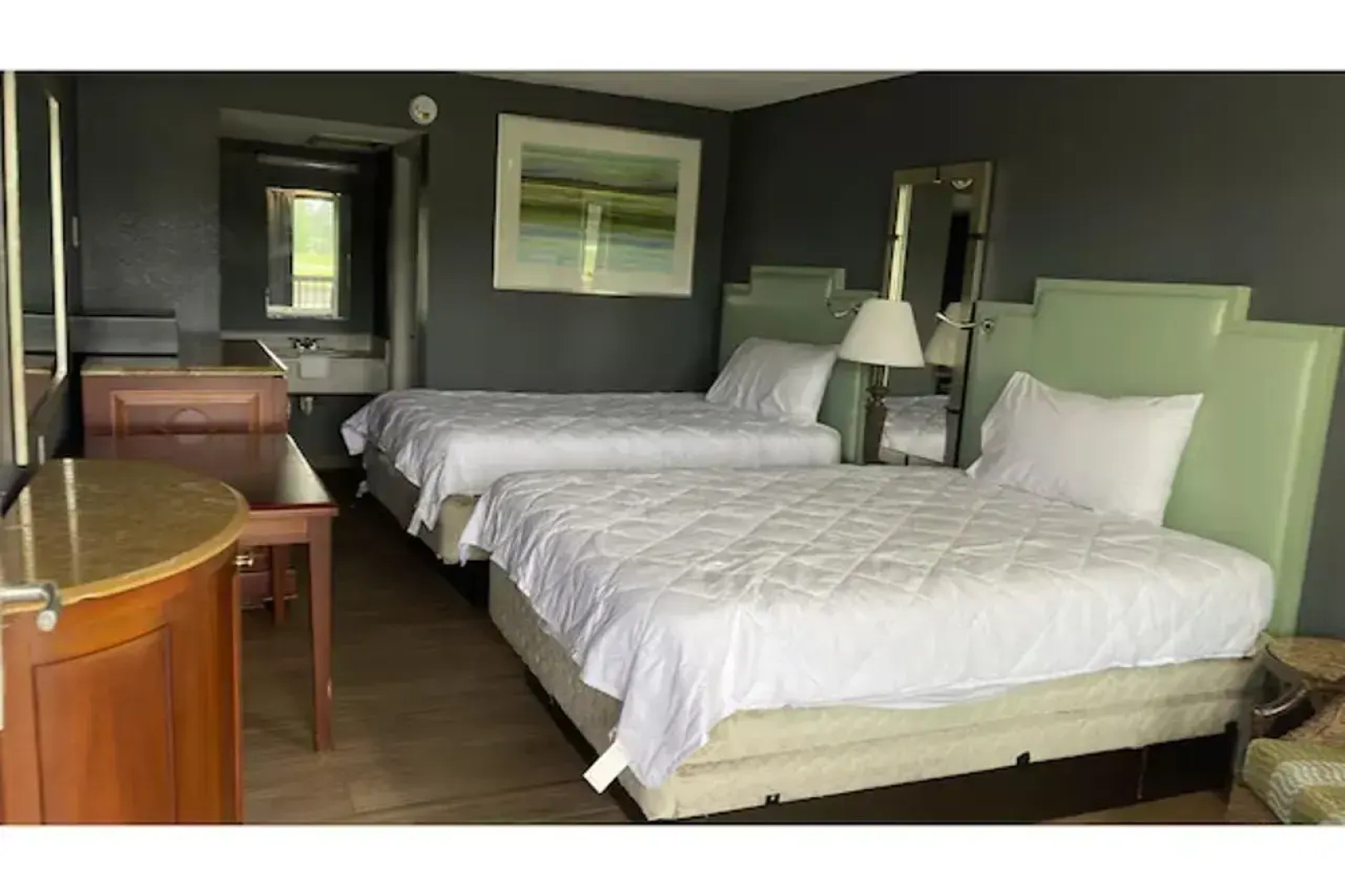 Hahira Inn By OYO near Valdosta