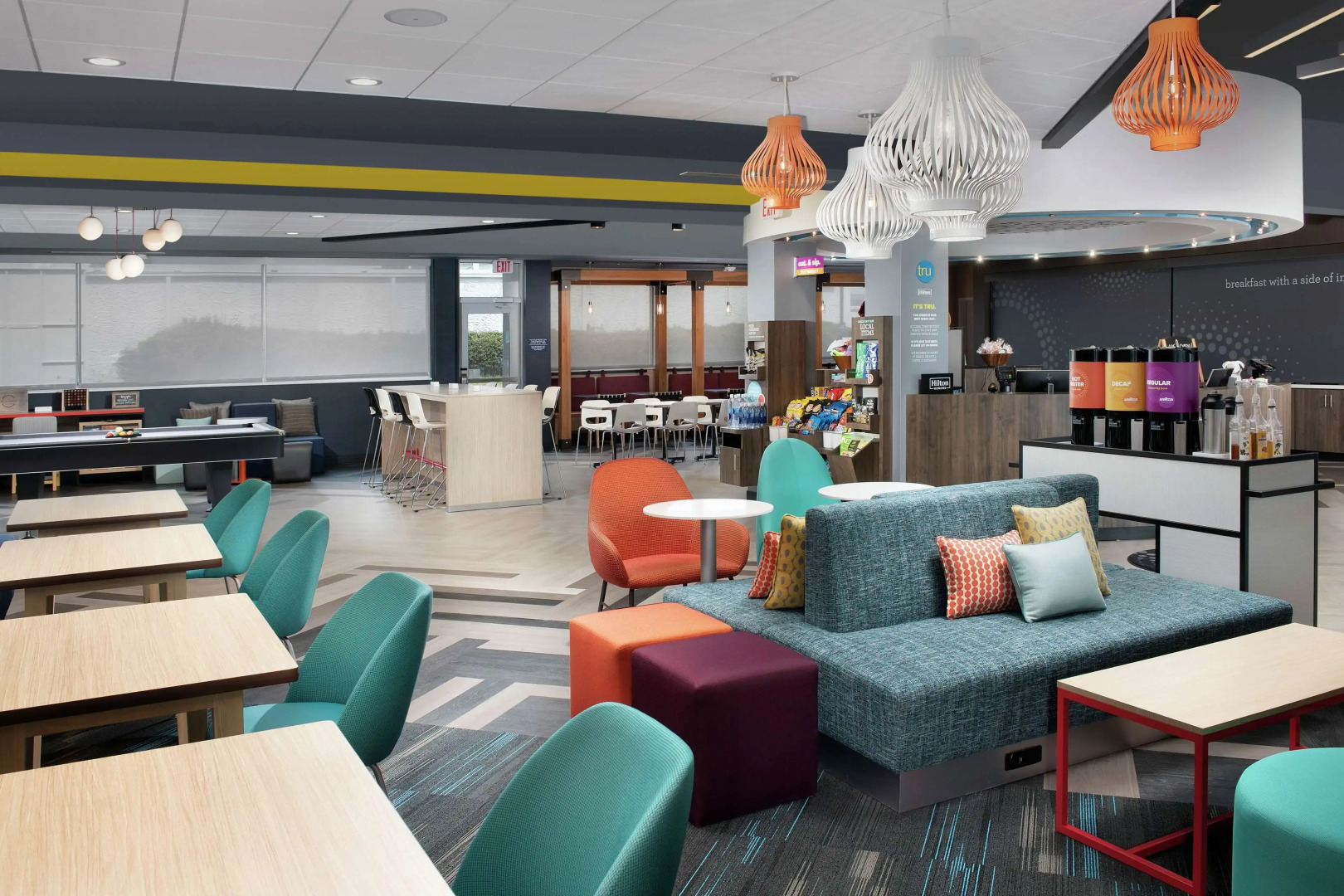 Tru by Hilton Louisville East