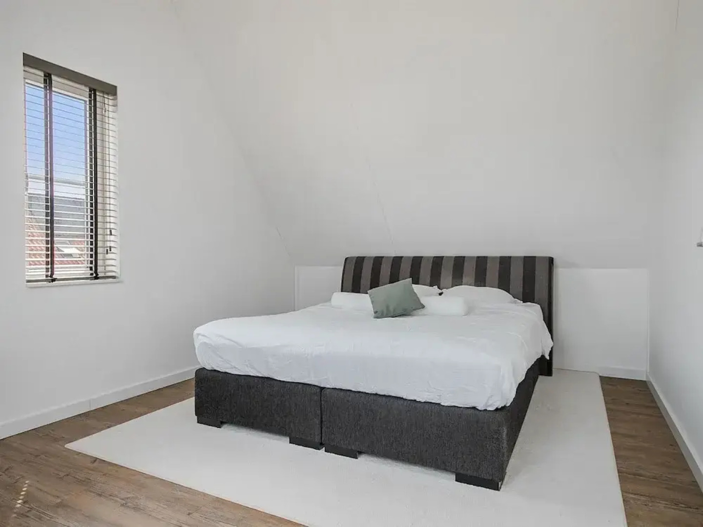 Tasteful Holiday Home in Middelburg With Garden