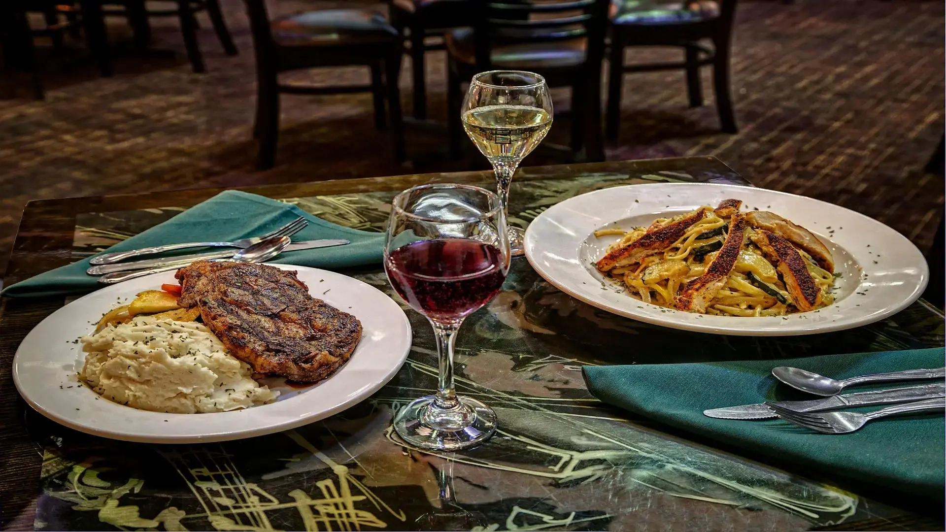 Clarion Hotel & Suites Conference Center Memphis Airport