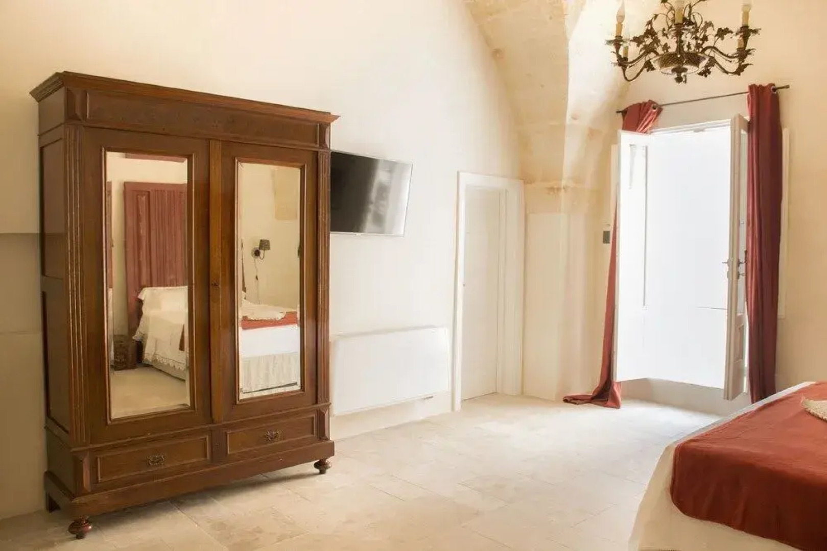 Palazzo l'Ambasciatore  Luxury Holiday Home con piscina privata