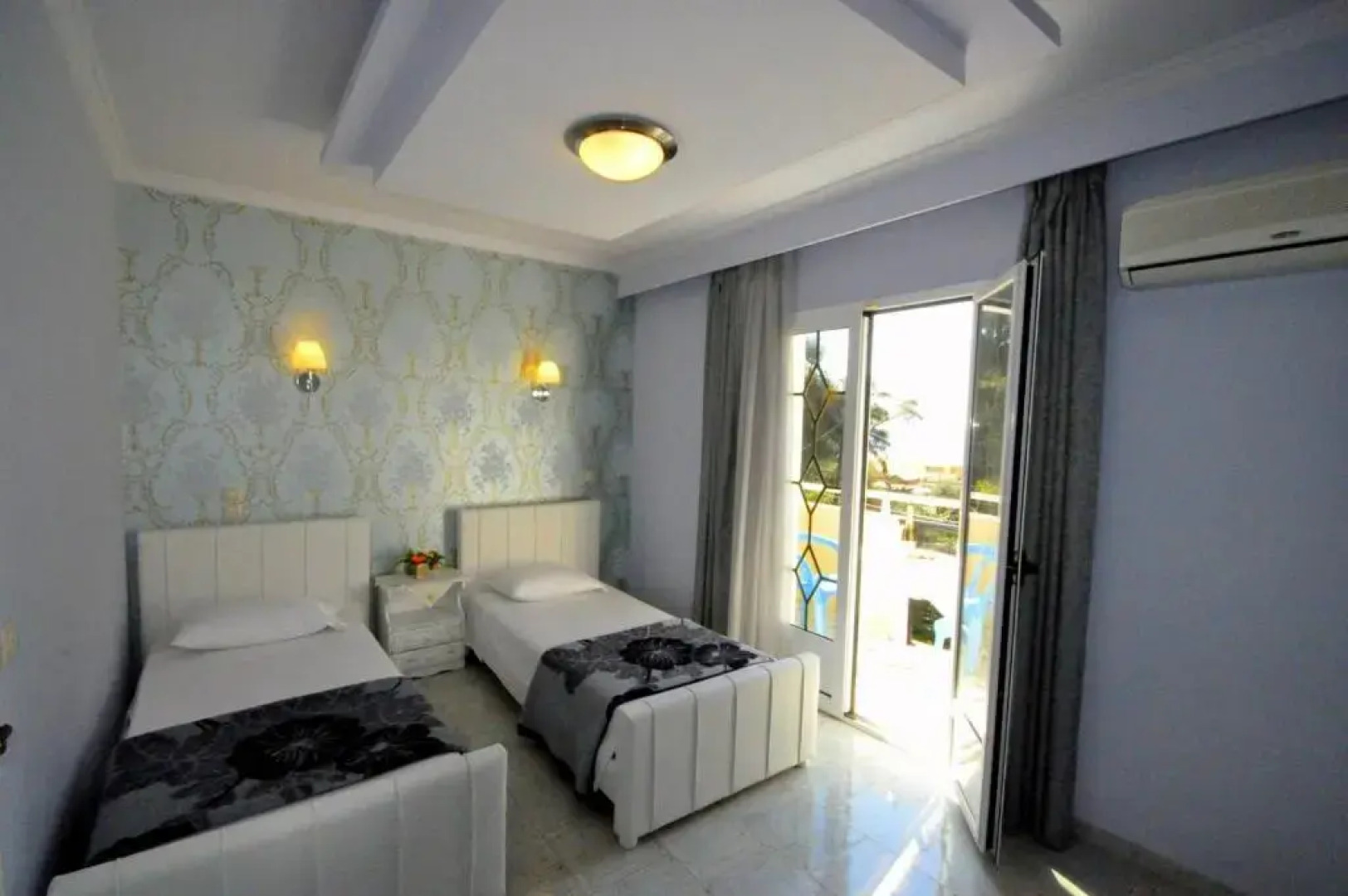 Steven's on the Hill