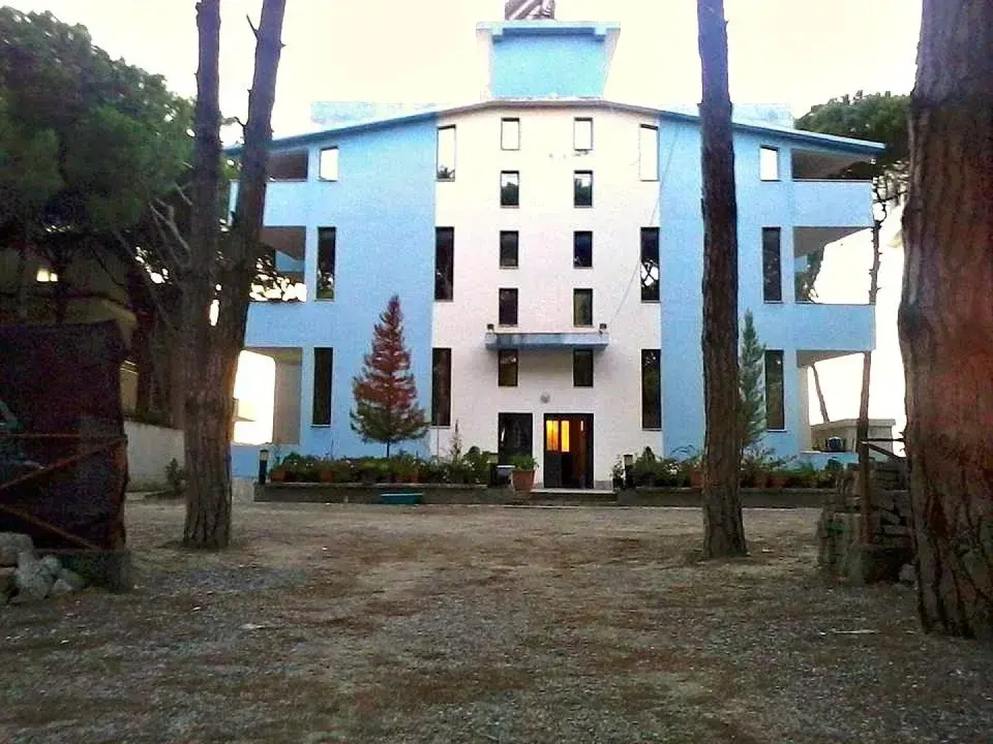 Argjendi Hotel