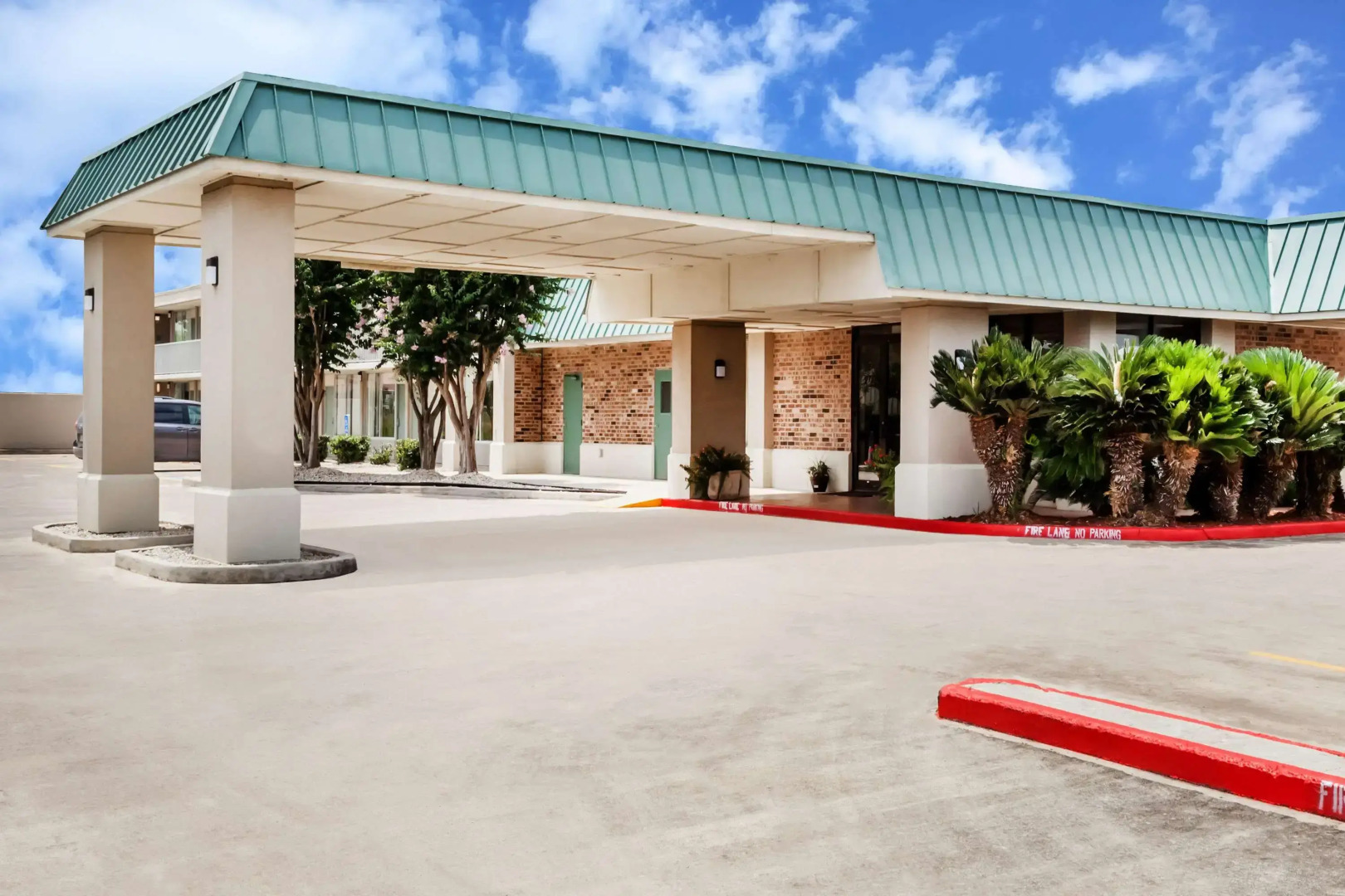 Albany Ramada Plaza Hotel