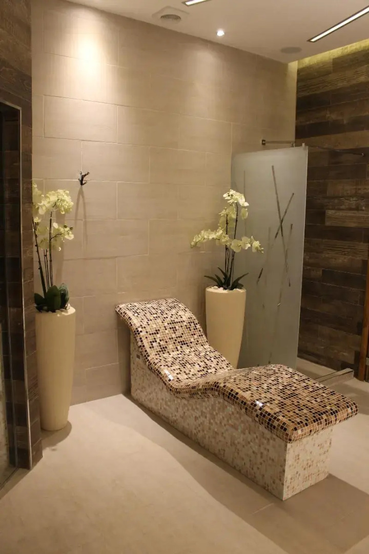 Atera Business Suites