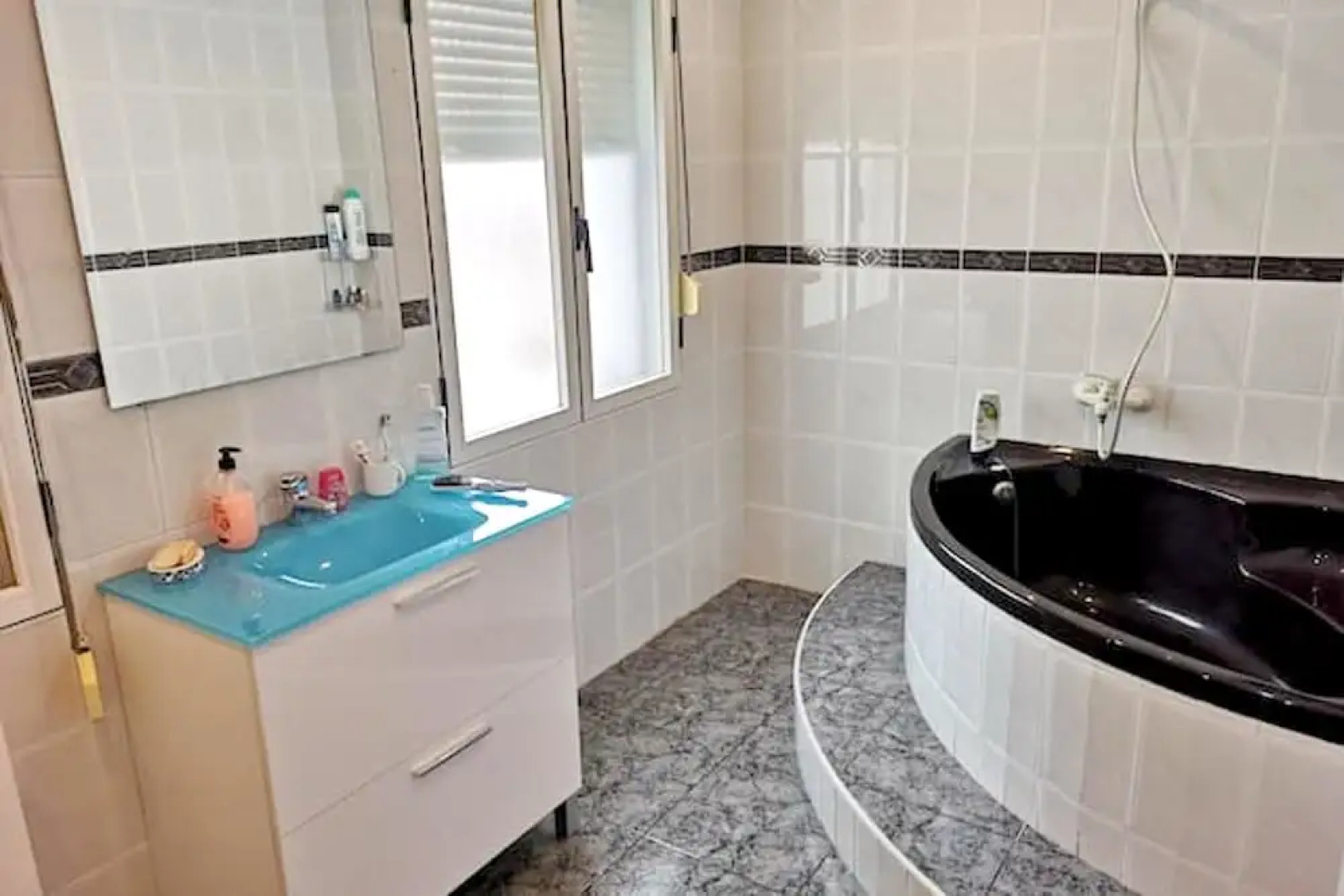 Apartment With 2 Bedrooms in Barbastro, With Wonderful Mountain View and Wifi