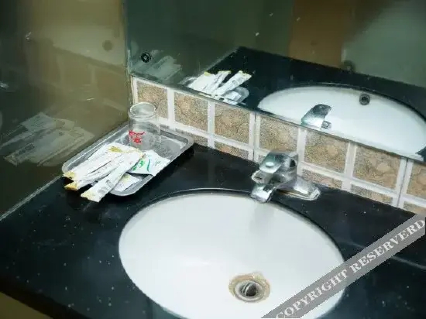 0537 Holiday Express Hotel