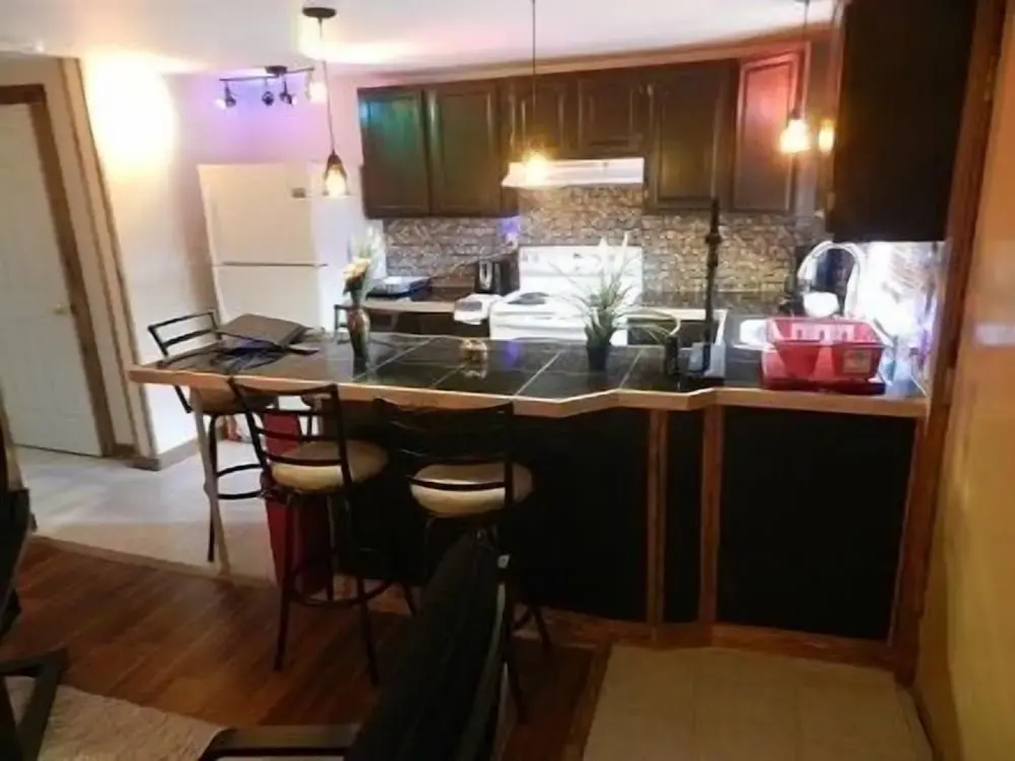 Blue Frost Apartments