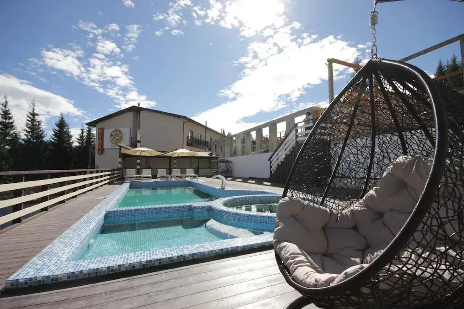 Villa Parliament Yablunytsya