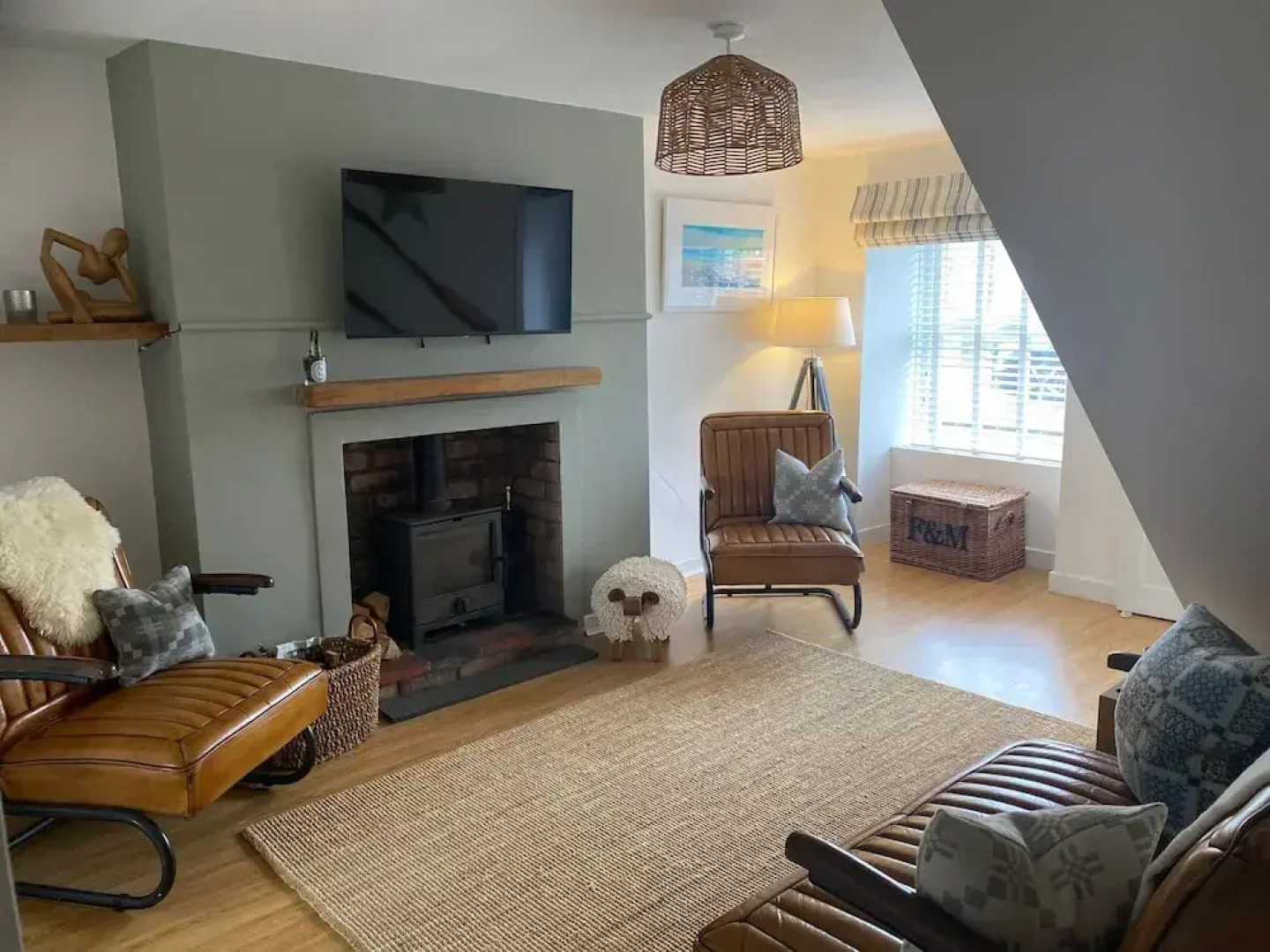 Anglesey Retreat - 2 Beds - Sleeps 3 - Parking