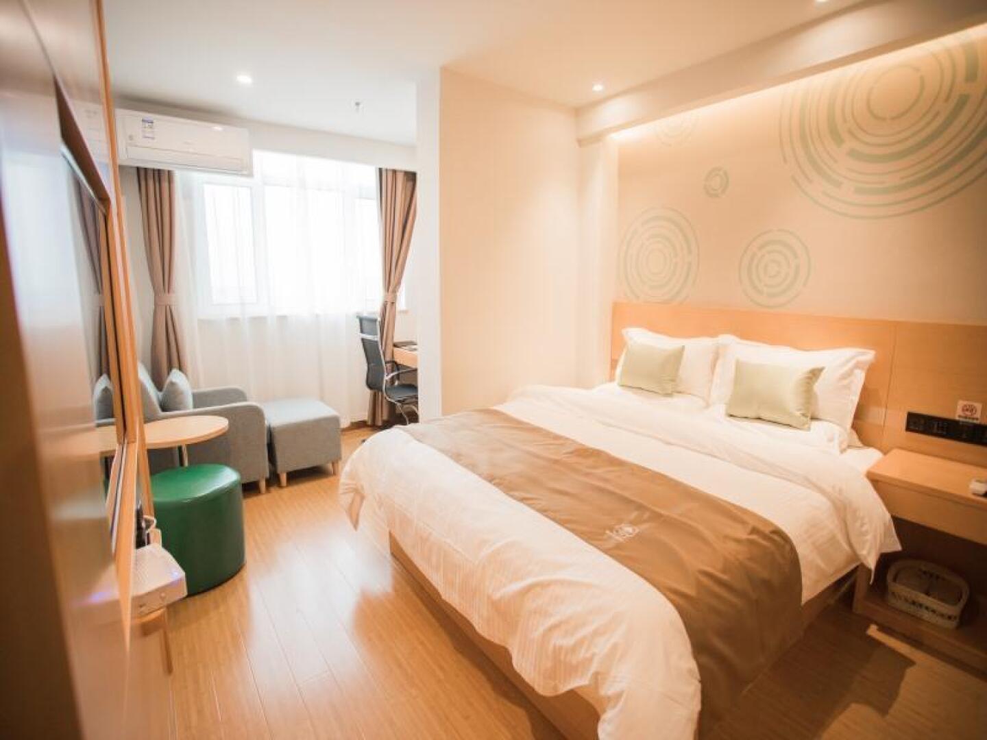 Greentree INN Zhangjiakou High Speed Railway Stati