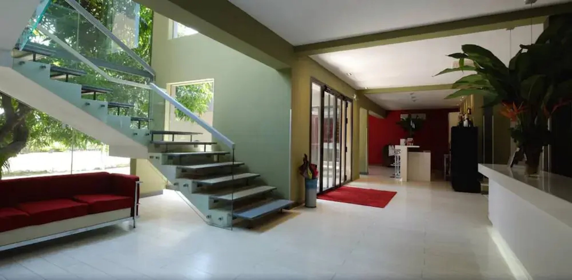 Magno Suites