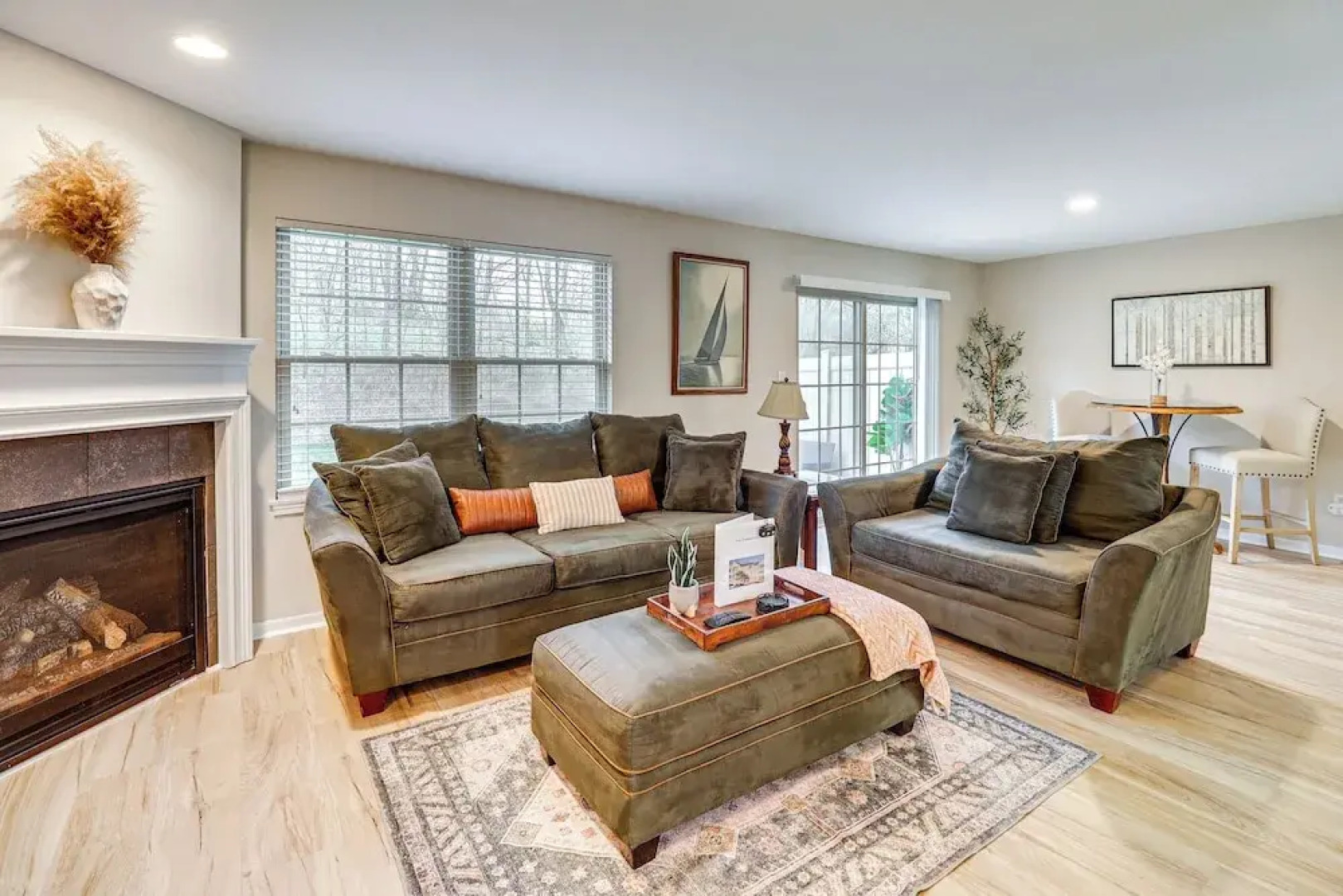 Family Getaway 16 Mi to Pittsburgh!