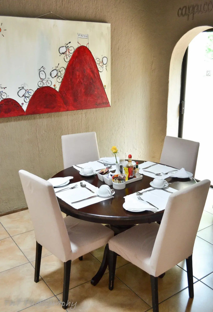 Five A Morris Bed and Breakfast