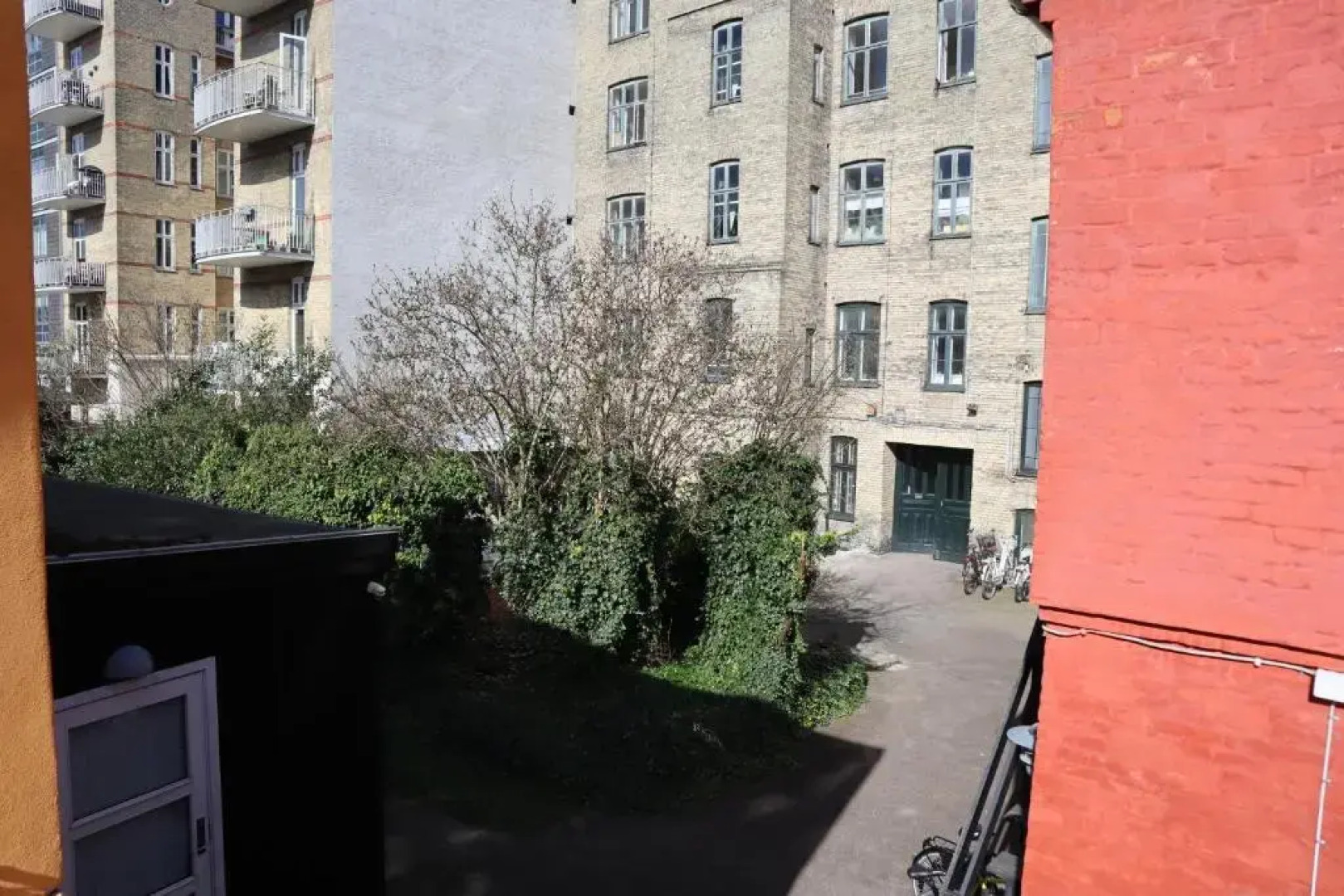 Charming Red Courtyard Apartment