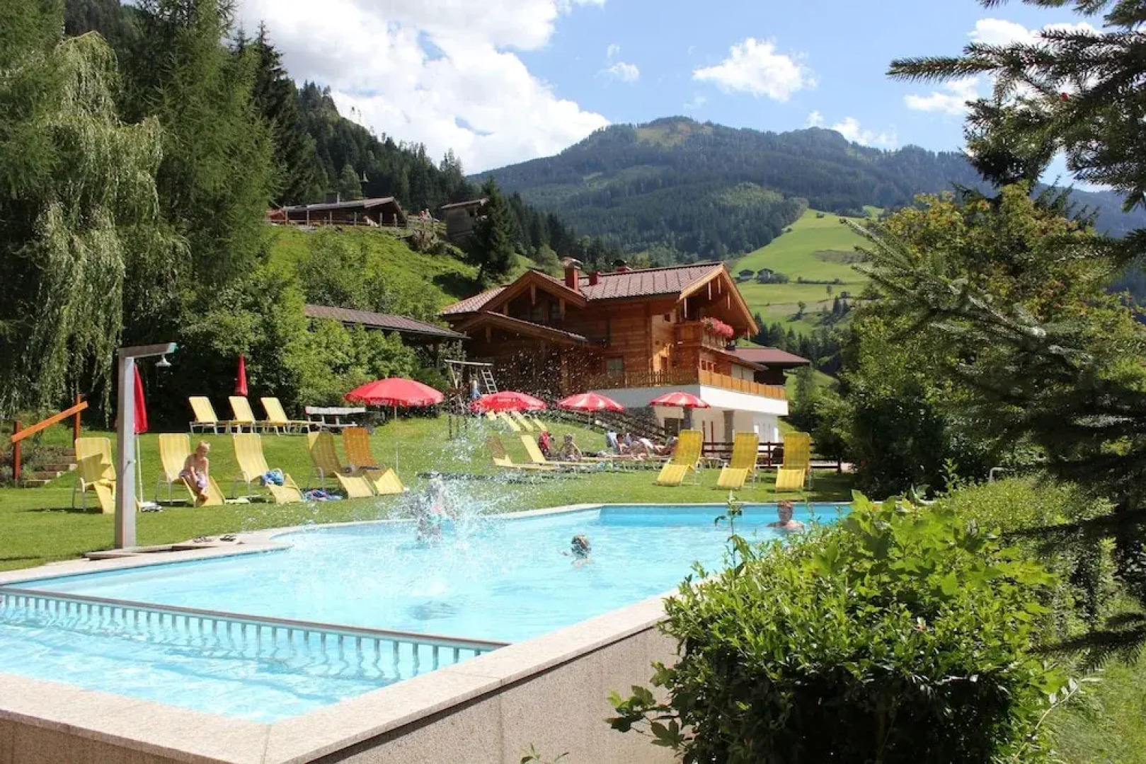 Hotel & Chalet Dorfer