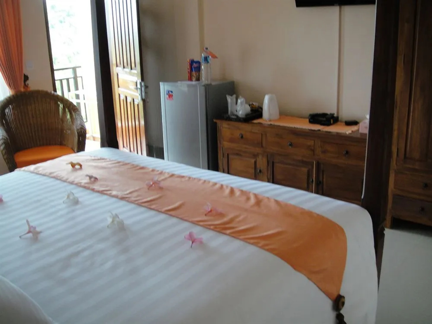 Sunset Lavinia Hotel