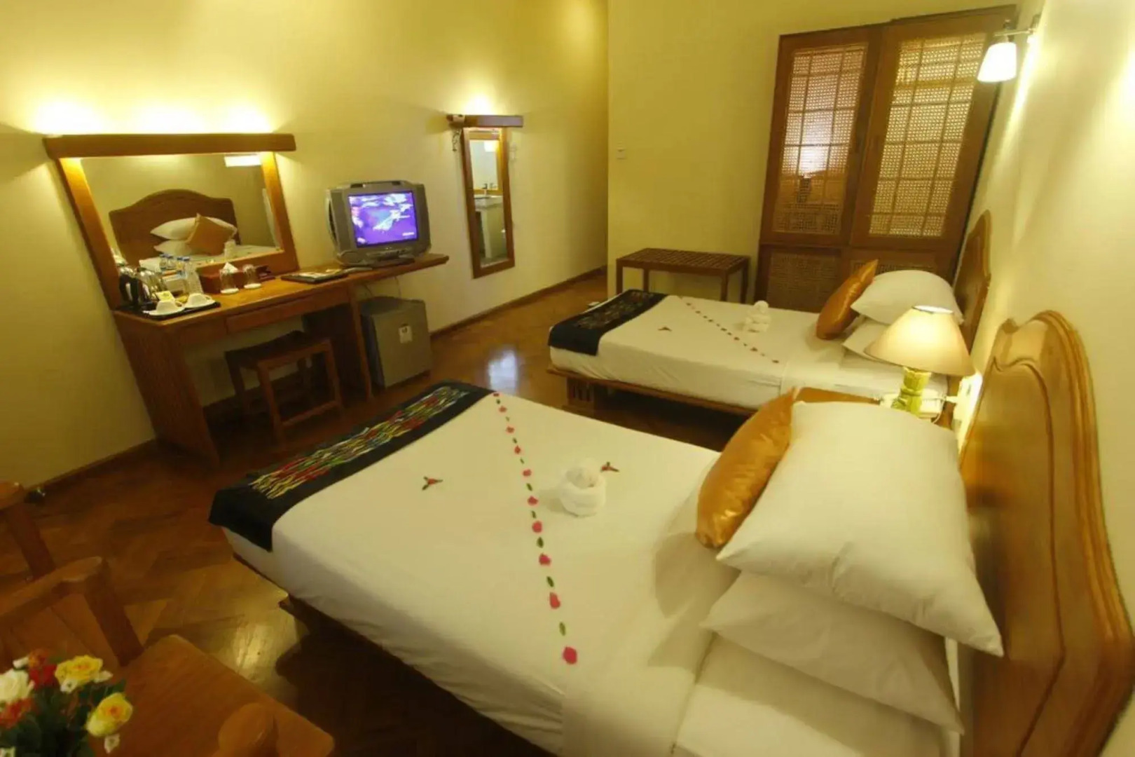 Bagan Thande Hotel (Old Bagan)