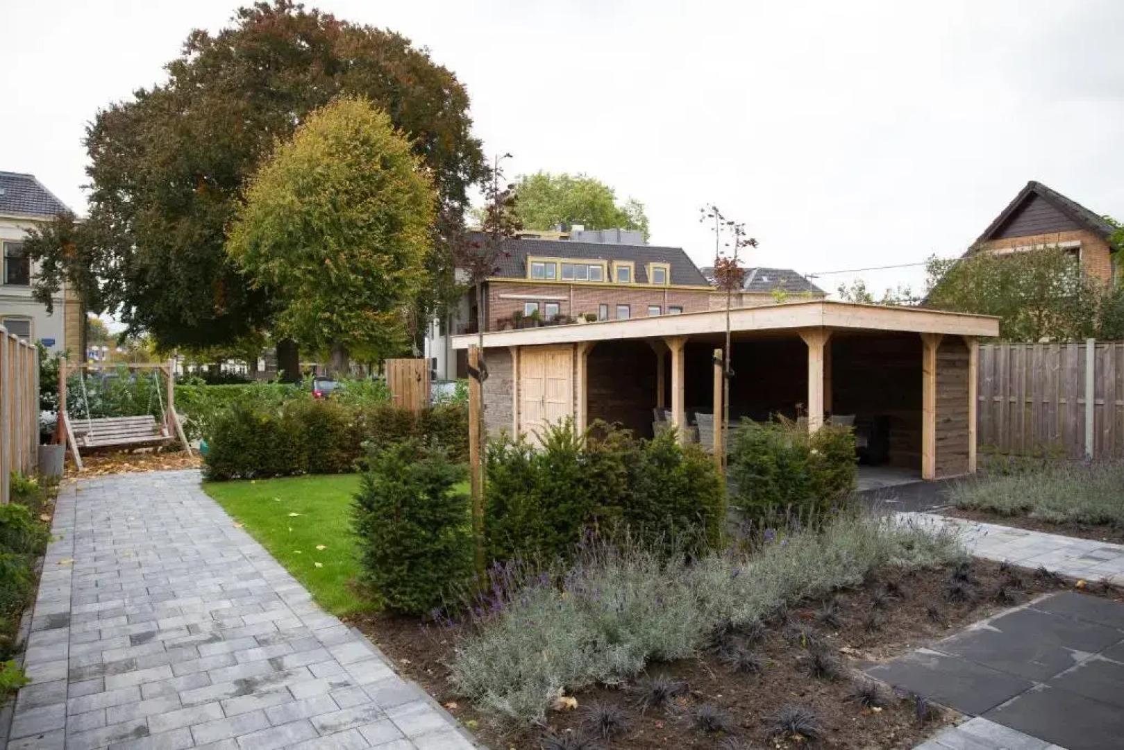 de rode beer (zeer rolstoelgeschikt)