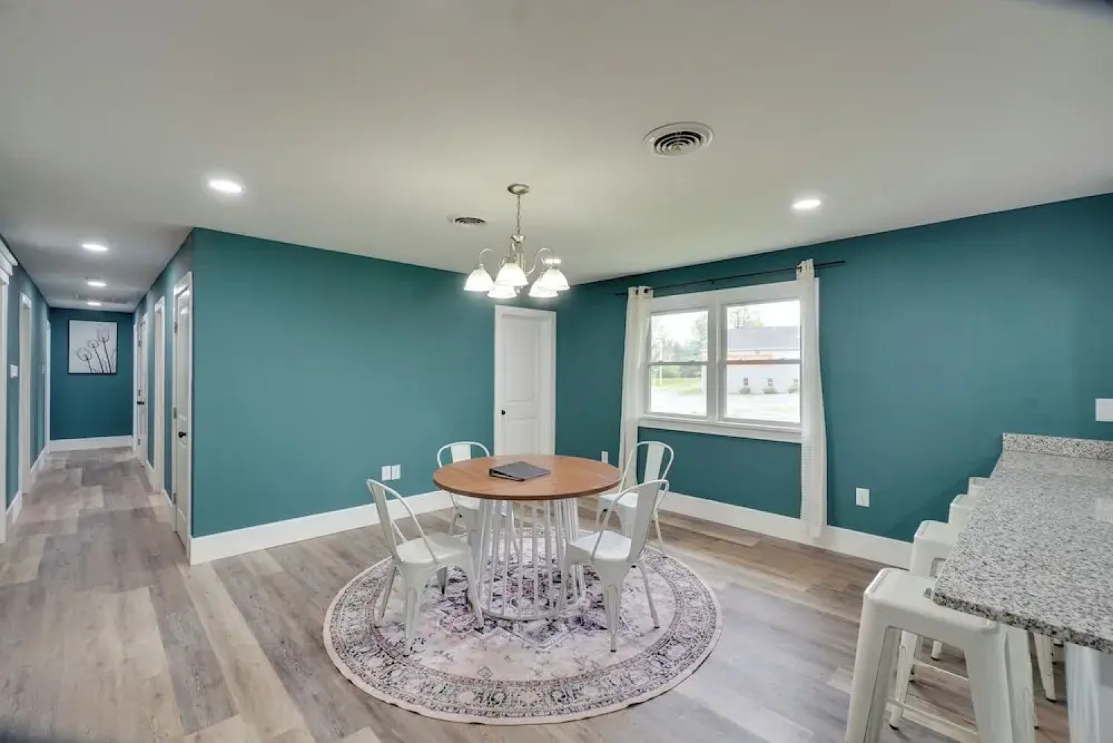 Walk to Stores: Home in Historic Shepherdstown!