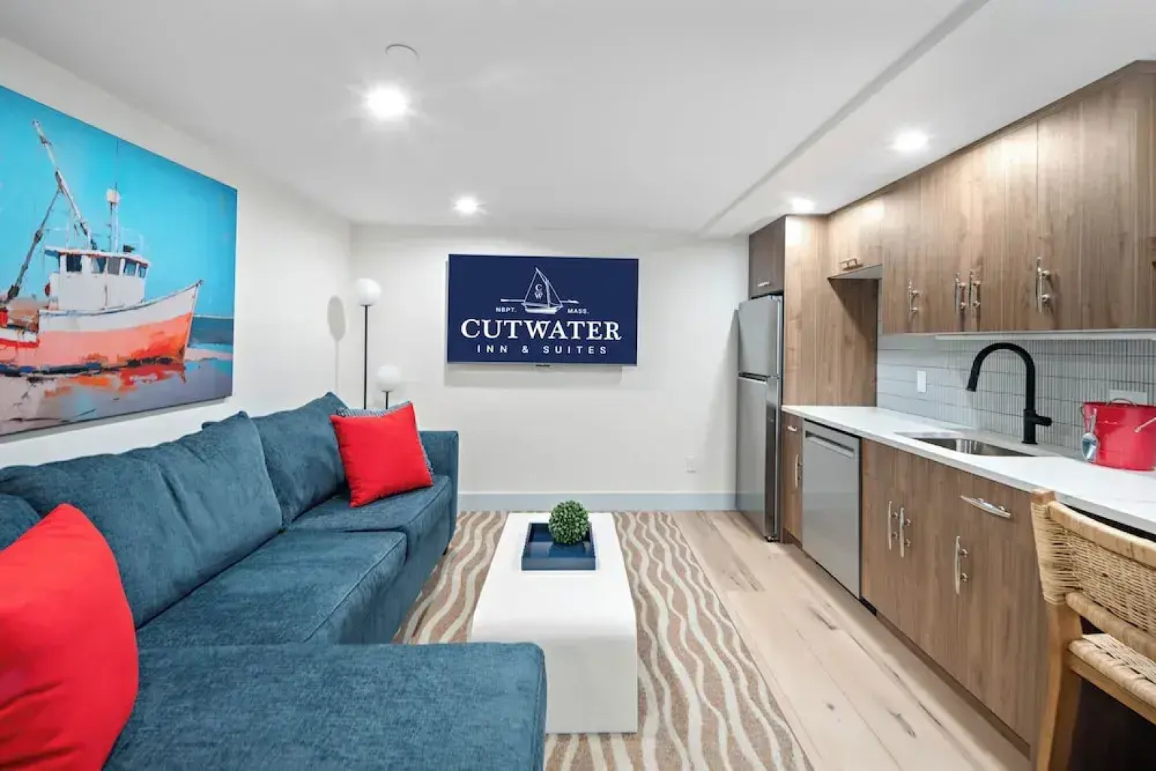 Cutwater Inn & Suites