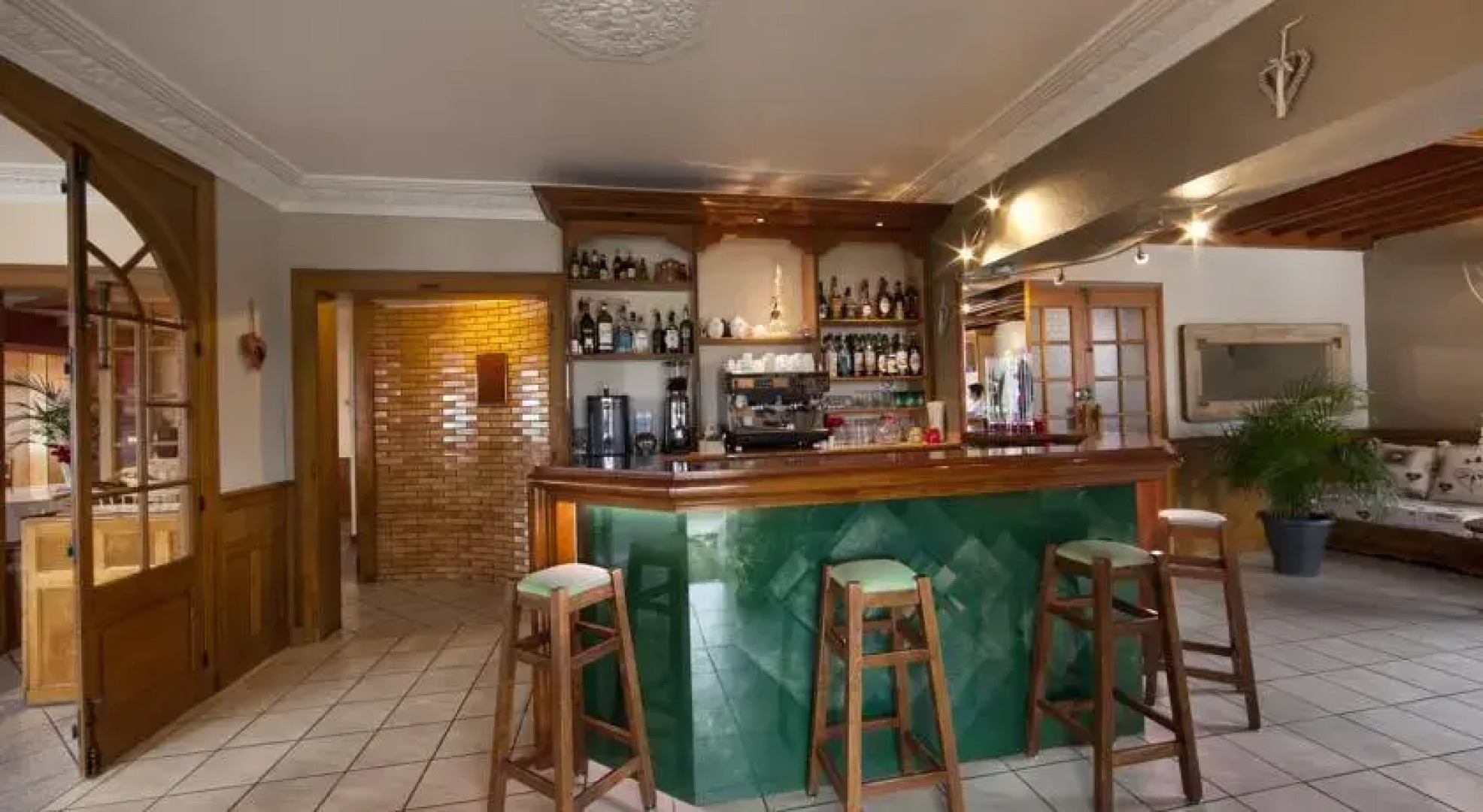 Hotel Restaurant LAuré du Lac