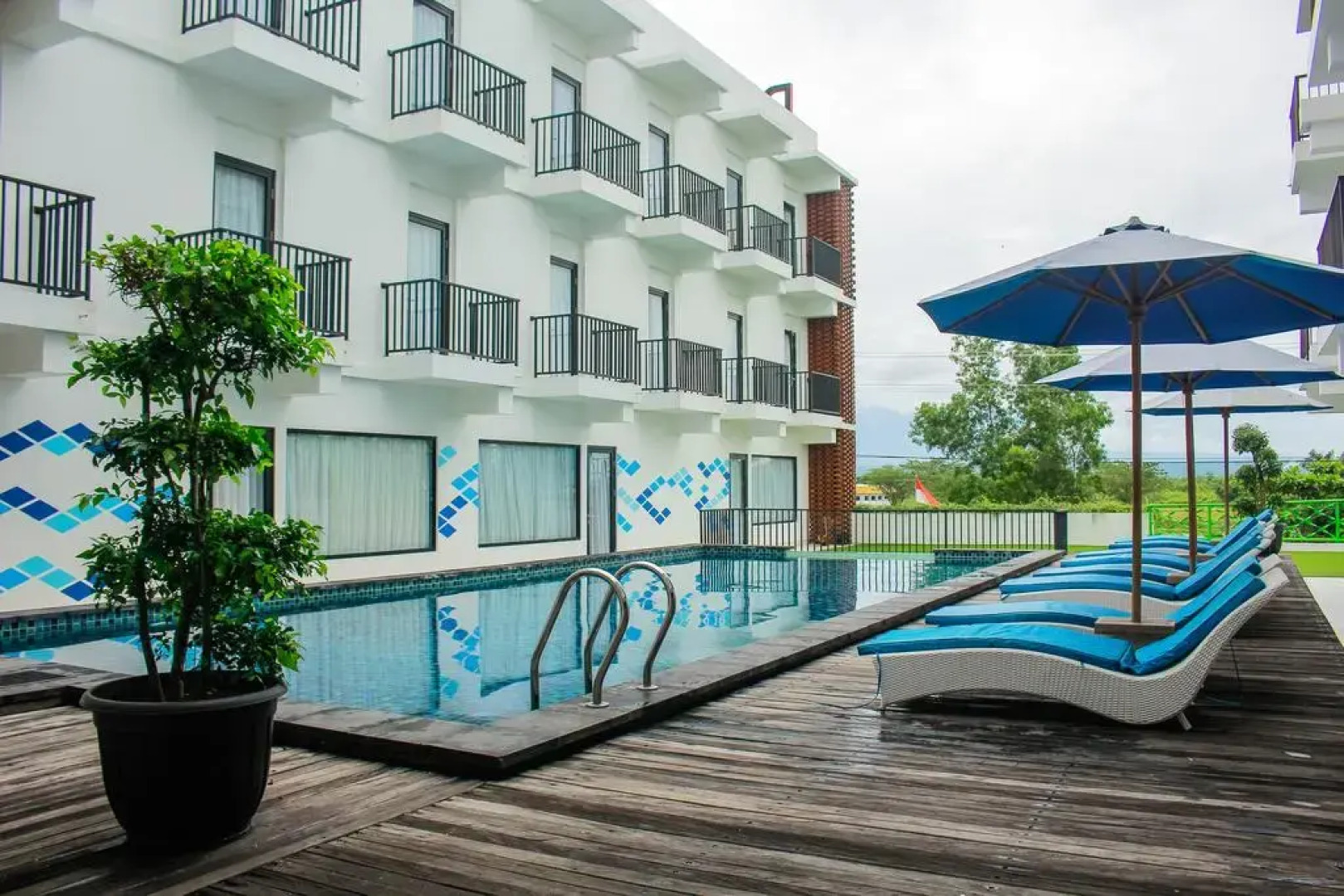 Swiss-Belcourt Lombok