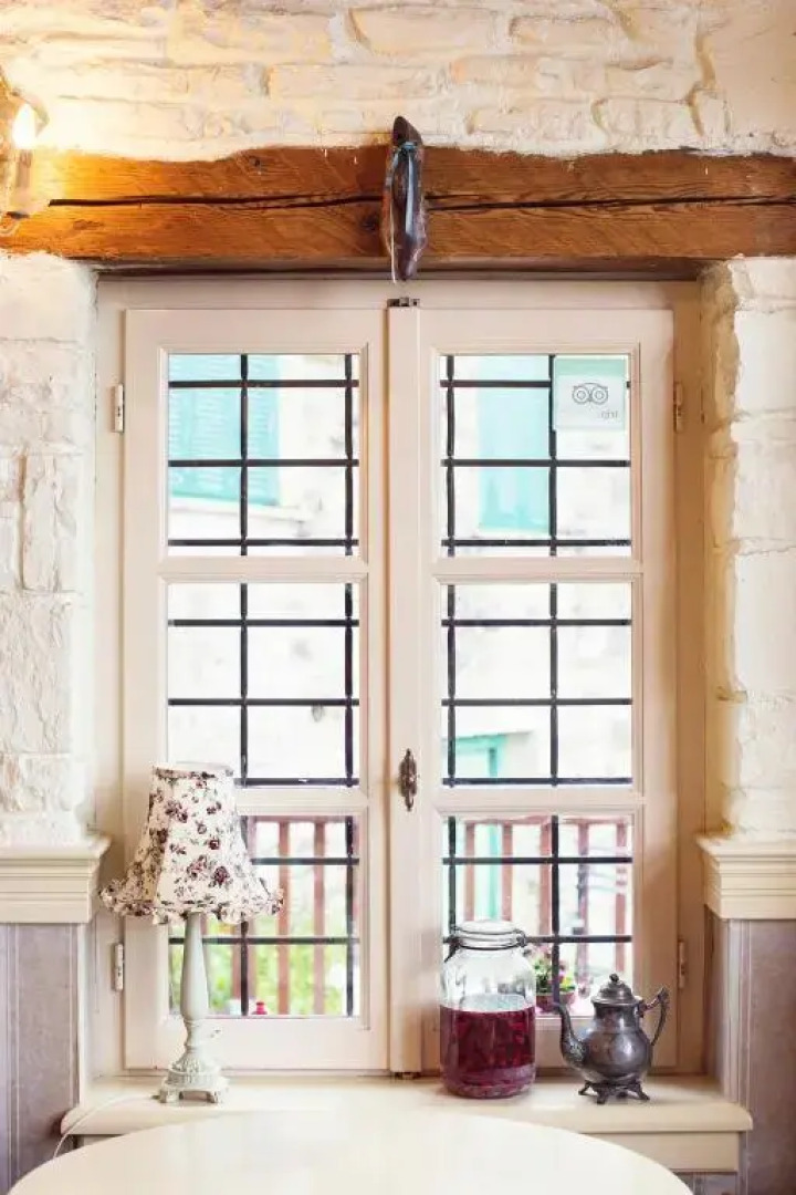 Art Deco Bed & Breakfast