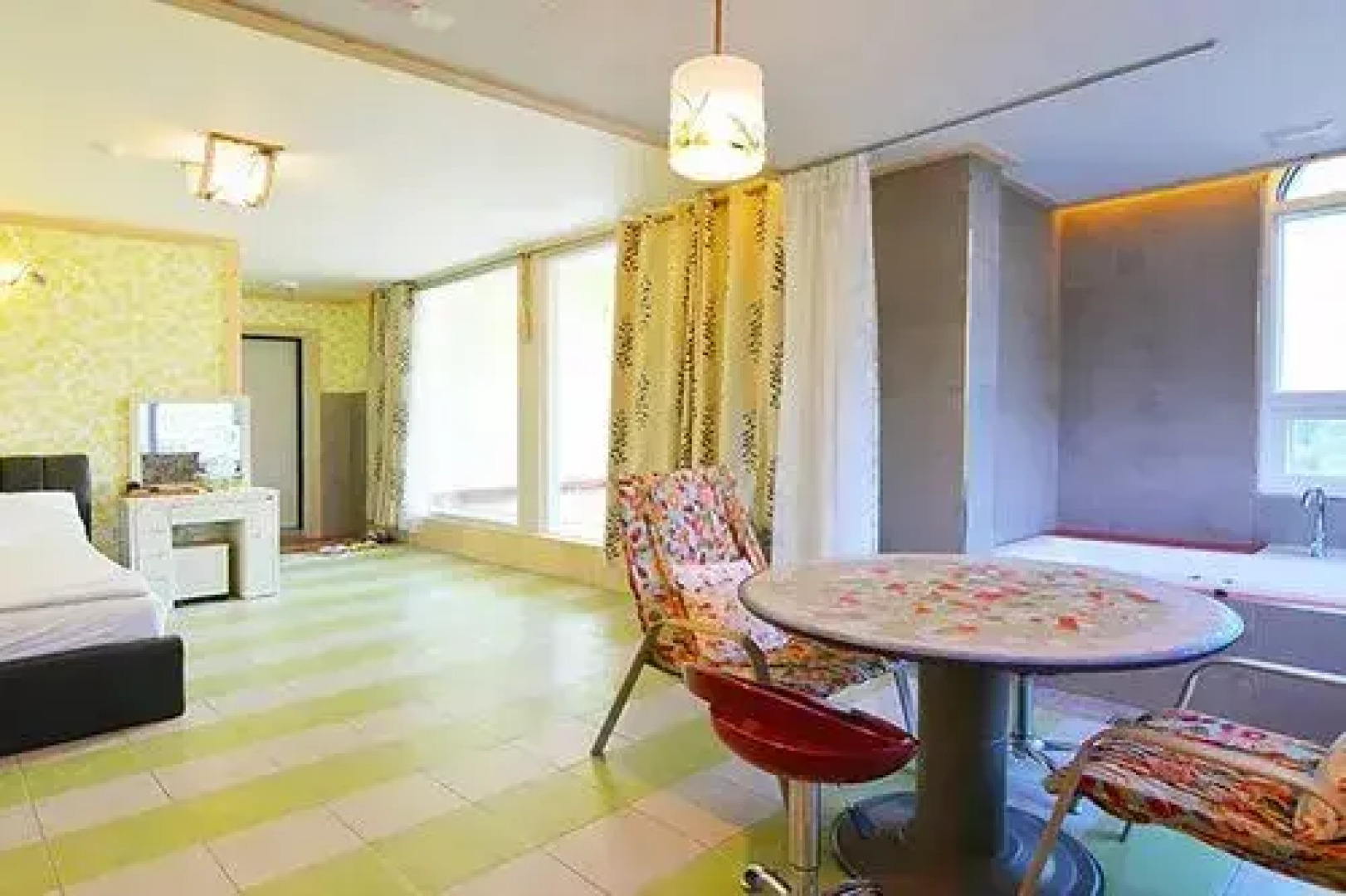 Gangneung Herbhill House Pension