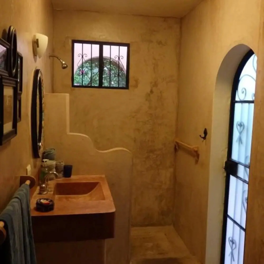 Tranquil Tropical Oasis in the Historic Center