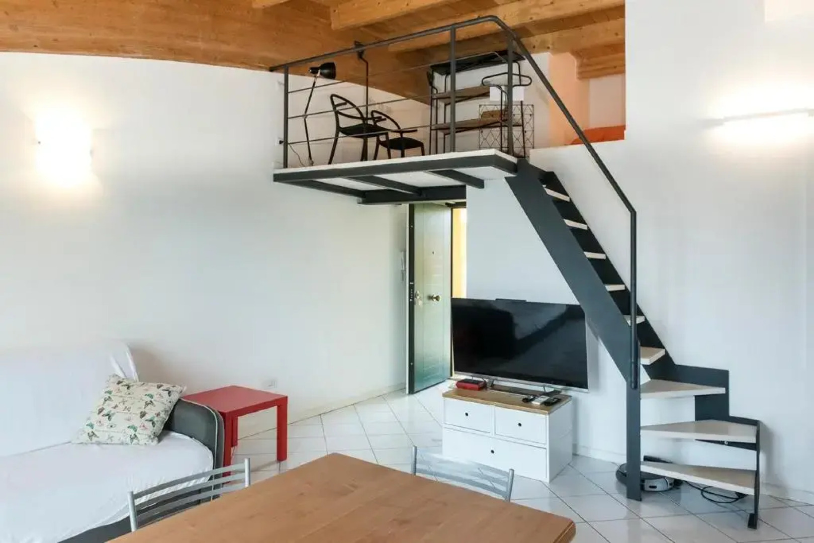 N036 - Numana, bilocale con terrazzo in residence con piscina