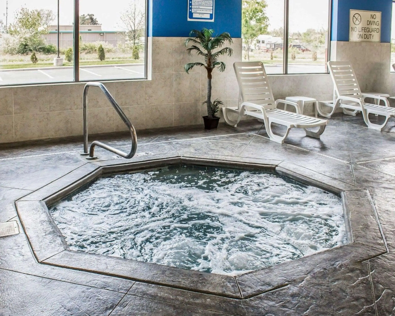 Comfort Suites Columbus East Broad