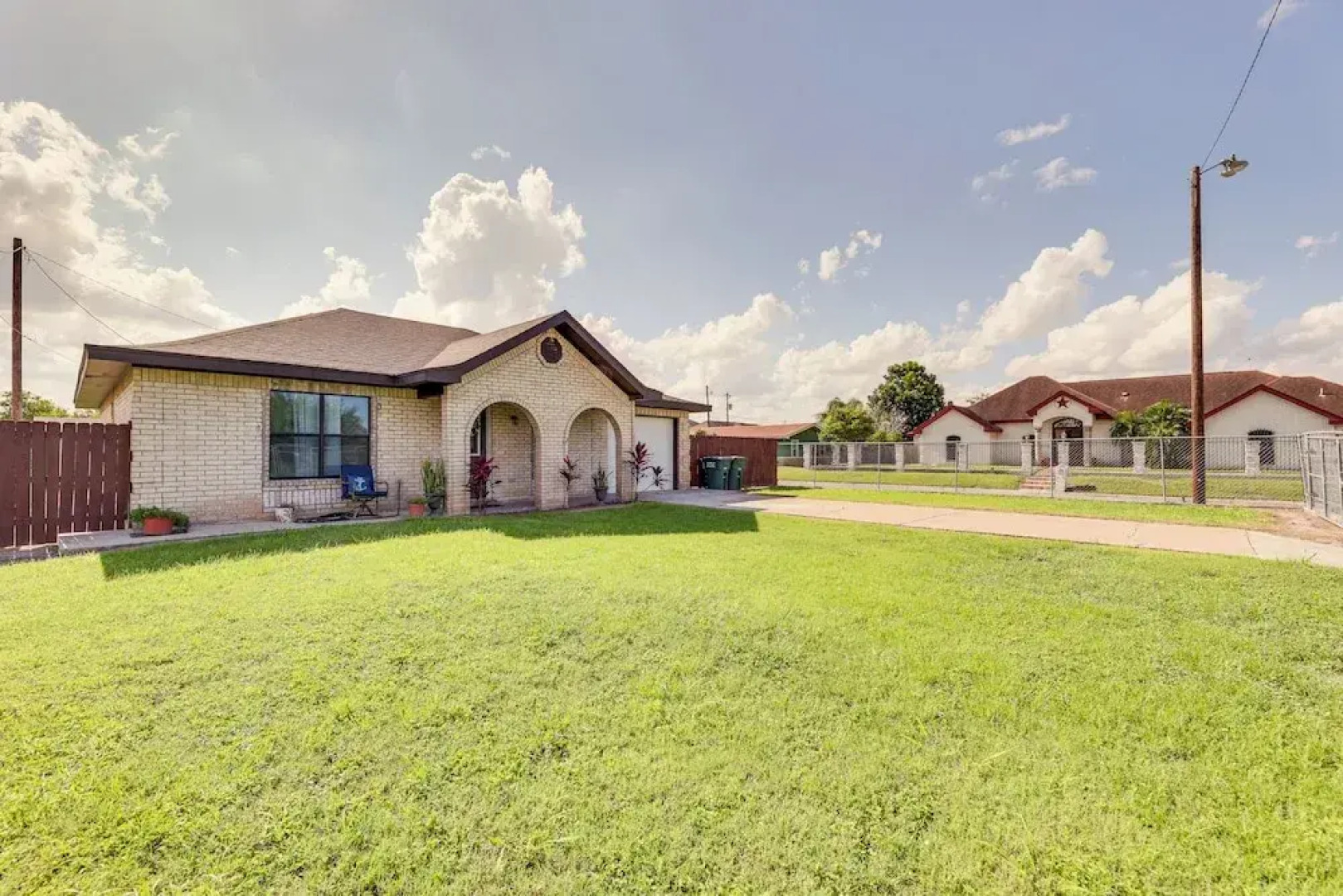 San Juan Home w/ Spacious Backyard Near Border!